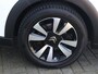 Citroën C3 1.2 PureTech C-Series Stoelverwarming | Parkeersensoren | Navigatie | Apple Carplay & Android Auto | 16" LMV