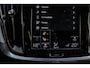 Volvo V60 2.0 T8 Recharge AWD R-Design 390Pk | Trekhaak | SOH 91% | Achteruitrijcamera | Apple carplay Android Auto | Stoel/stuurverwarming | 19"LMV