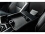 Volvo V60 2.0 T8 Recharge AWD R-Design 390Pk | Trekhaak | SOH 91% | Achteruitrijcamera | Apple carplay Android Auto | Stoel/stuurverwarming | 19"LMV