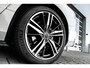 Volvo V60 2.0 T8 Recharge AWD R-Design 390Pk | Trekhaak | SOH 91% | Achteruitrijcamera | Apple carplay Android Auto | Stoel/stuurverwarming | 19"LMV