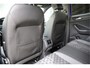 Volkswagen T-Roc 1.5 TSI 150PK! R-Line BJ2023 Lmv 17" | Led V+A | Pdc | App-Connect | Navi | Virtual cockpit | Climate control | Cruise control | Sportstoelen | Sportstuur | Zwarte hemel | Zwart dak | Extra getint glas