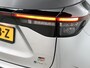 Toyota Yaris Cross 1.5 Hybrid 130 GR Sport | BTW Voertuig | Dodehoekdetectie | Elektrische achterklep | Parkeersensoren voor+achter | stoel+stuurverwarming | Apple CarPlay/Android Onderweg-naar-dealer