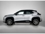 Toyota Yaris Cross 1.5 Hybrid 130 GR Sport | BTW Voertuig | Dodehoekdetectie | Elektrische achterklep | Parkeersensoren voor+achter | stoel+stuurverwarming | Apple CarPlay/Android Onderweg-naar-dealer