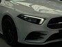 Mercedes-Benz A-klasse 200 AMG Pakket Panorama CarPlay