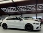 Mercedes-Benz A-klasse 200 AMG Pakket Panorama CarPlay