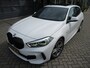 BMW 1-Serie 116i Executive Edition / AUTOMAAT / PANO / NAV / Camera / Stoelverwarming
