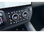 Land Rover Defender 2.0 P300e 110 X-Dynamic SE | FACELIFT | ACC | Panoramadak | ClearSight | Stoel+Stuurverwarming | Trekhaak
