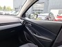 Mazda 2 1.5 Skyactiv-G Luxury | NL-Auto | Navigatie | Camera | Climate Control | Cruise Control | Radio-DAB-USB | Stuurwiel en Stoel Verwarming | LM-velgen | Parkeersensoren |