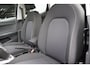 SEAT Arona 1.0 TSI Style BJ2022 Lmv 16" | Led | Pdc | App-Connect | Climate control | Cruise control | Getint glas