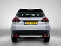 Peugeot 2008 SUV Crossway 130pk Automaat | Navigatie | Panoramadak | Achteruitrijcamera | Leder/Alcantara | Climate Control | Cruise Control | Parkeersensoren | Grip Control | Apple Carplay / Android Auto | Bluetooth | Elektrisch inklapbare spiegels | Automatisch dimlicht | Regensensor | Donker getint glas | 17" lichtmetalen velgen |