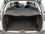 Peugeot 2008 SUV Crossway 130pk Automaat | Navigatie | Panoramadak | Achteruitrijcamera | Leder/Alcantara | Climate Control | Cruise Control | Parkeersensoren | Grip Control | Apple Carplay / Android Auto | Bluetooth | Elektrisch inklapbare spiegels | Automatisch dimlicht | Regensensor | Donker getint glas | 17" lichtmetalen velgen |