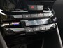 Peugeot 2008 SUV Crossway 130pk Automaat | Navigatie | Panoramadak | Achteruitrijcamera | Leder/Alcantara | Climate Control | Cruise Control | Parkeersensoren | Grip Control | Apple Carplay / Android Auto | Bluetooth | Elektrisch inklapbare spiegels | Automatisch dimlicht | Regensensor | Donker getint glas | 17" lichtmetalen velgen |
