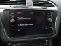 Volkswagen Tiguan 1.5 TSI ACT Highline Business R / AUTOMAAT / PANO / ACC / Carplay / Stoelverwarming