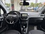 Peugeot 208 1.2 82pk Signature | Weinig kilometers | Navigatie | Cruise Control | Parkeersensoren | Privacy Glass | Lichtmetalen velgen
