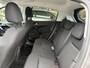 Peugeot 208 1.2 82pk Signature | Weinig kilometers | Navigatie | Cruise Control | Parkeersensoren | Privacy Glass | Lichtmetalen velgen