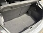 Peugeot 208 1.2 82pk Signature | Weinig kilometers | Navigatie | Cruise Control | Parkeersensoren | Privacy Glass | Lichtmetalen velgen