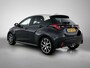 Toyota Yaris 1.5 Hybrid Executive Bi-tone | BTW voertuig | Head-Up Display | Dodehoek detectie | Parkeersensoren voor+achter | Stoelverwarming | Apple CarPlay/Android auto | Onderweg-naar-dealer