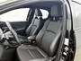Toyota Yaris 1.5 Hybrid Executive Bi-tone | BTW voertuig | Head-Up Display | Dodehoek detectie | Parkeersensoren voor+achter | Stoelverwarming | Apple CarPlay/Android auto | Onderweg-naar-dealer