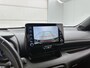 Toyota Yaris 1.5 Hybrid Executive Bi-tone | BTW voertuig | Head-Up Display | Dodehoek detectie | Parkeersensoren voor+achter | Stoelverwarming | Apple CarPlay/Android auto | Onderweg-naar-dealer