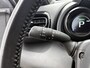 Toyota Yaris 1.5 Hybrid Executive Bi-tone | BTW voertuig | Head-Up Display | Dodehoek detectie | Parkeersensoren voor+achter | Stoelverwarming | Apple CarPlay/Android auto | Onderweg-naar-dealer
