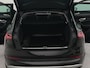 Audi E-tron e-tron 50 quattro Launch edition plus 71 kWh panorama dak | SoH 98,6 % | Appconnect | Electr. schuif panorama dak | Parkeersensoren voor en achter | Navigatie | Rubber koffermat | Warmtewerend glas | LM velgen 20"| Parkeersensoren voor en ach