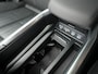 Audi E-tron e-tron 50 quattro Launch edition plus 71 kWh panorama dak | SoH 98,6 % | Appconnect | Electr. schuif panorama dak | Parkeersensoren voor en achter | Navigatie | Rubber koffermat | Warmtewerend glas | LM velgen 20"| Parkeersensoren voor en ach