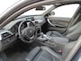 BMW 3-Serie 320i Centennial High Executive | Trekhaak | Schuif-/kanteldak |
