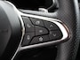 Renault Captur 1.3 TCe Techno 160pk automaat | DEMO ! | Climate control Adaptieve cruise control Camera Parkeersensoren LED Verwarmde voorstoelen Stuurverwarming Navigatie Apple Carplay/ Android Auto Keyless