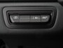 Renault Captur 1.3 TCe Techno 160pk automaat | DEMO ! | Climate control Adaptieve cruise control Camera Parkeersensoren LED Verwarmde voorstoelen Stuurverwarming Navigatie Apple Carplay/ Android Auto Keyless