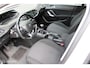Peugeot 308 SW 1.2 110 PK Turbo PureTech Blue Lease Active, Trekhaak, Pdc voor + achter + Camera, Cruise, Clima, Navi, App connect, Nieuwe Distributieriem !