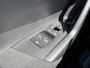 Volkswagen Polo 1.0 TSI Comfortline Executive Navigatie / Parkeersensoren / Trekhaak / Cruise control / Airco / App-connect