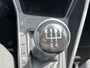 Volkswagen Polo 1.0 TSI Comfortline Executive Navigatie / Parkeersensoren / Trekhaak / Cruise control / Airco / App-connect
