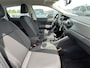 Volkswagen Polo 1.0 TSI Comfortline Executive Navigatie / Parkeersensoren / Trekhaak / Cruise control / Airco / App-connect
