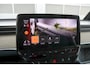 Volkswagen ID. Buzz 204pk Pro 77kWh | SoH 100% | Trekhaak | Achteruitrijcamera | Stoelverwarming | Navigatie | App Connect
