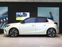 Opel Corsa-e Level 3 50 kWh 136pk | Navigatie | Stoelverwarming | Stuurverwarming | Warmtepomp | 17 inch velgen