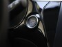 Opel Corsa-e Level 3 50 kWh 136pk | Navigatie | Stoelverwarming | Stuurverwarming | Warmtepomp | 17 inch velgen