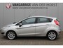 Ford Fiesta 1.0-100pk EcoBoost Titanium AUTOMAAT ! Gun u het gemak en comfort van een automaat ! Autm. airco, parkeersensoren v+a, metallic lak, cruise control, voorraamverwarming, navigatie, telefoonvoorb. etc.