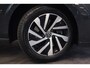 Volkswagen Golf 1.4 eHybrid Style Panoramadak Stoelverwarming Ergo Active !! 2e Pinksterdag geopend van 12:00 tot 17:00u !!