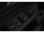 Volkswagen Golf 1.4 eHybrid Style Panoramadak Stoelverwarming Ergo Active !! 2e Pinksterdag geopend van 12:00 tot 17:00u !!