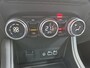 Renault Captur 1.6 E-Tech full hybrid 145 techno Automaat | 1e Eigenaar | Navi | Camera | Two tone metallic lak | Bovag garantie | NAP