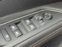 Peugeot 3008 1.6 e-THP GT Line / Trekhaak 1550 KG trekgewicht / Panoramadak / Stoelverwarming / Voorruitverwarming / Keyless Entry & Start / All Season banden / 360 Camera /