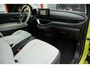 Fiat 500e La Prima | Ultra Luxe | Leer | Panorama | Adaptive cruise + Lane | Apple Carplay | 17inck Sportvelgen | Full LED | Acid Yellow