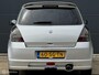 Suzuki Swift 1.5 Exclusive - APK TM 11-03-2027 - KEYLESS - LMV - EL. RAMEN + SPIEGELS - ACHTERSPOILER - SIDE SKIRTS - CPV - STUURBEKRACHTIGING - NAP - NL AUTO -