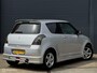 Suzuki Swift 1.5 Exclusive - APK TM 11-03-2027 - KEYLESS - LMV - EL. RAMEN + SPIEGELS - ACHTERSPOILER - SIDE SKIRTS - CPV - STUURBEKRACHTIGING - NAP - NL AUTO -