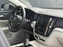 Volvo V60 2.0 B3 Core intellisafe/ keyless entry/ climate line/ 19 inch/ extra getint glas