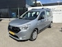 Dacia Dokker 1.3 TCe Stepway Camping accessoires ( let op geen garantie op accessoires en stroomaansluitingen ) ( mevrouw komt matras nog brengen ) eerst Poetsen en reinigen dan adverteren