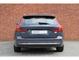 Volvo V60 T6 Plug-in hybrid AWD Plus Bright | Elektrische voorstoelen met geheugenfunctie | Stoel-/ stuurwielverwarming | Verwarmbare achterbank | Elektrisch bedienbare achterklep | Lederen bekleding | Apple CarPlay, Android Auto | Adaptive Cruise Control | Park Assist voor + achter incl. camera