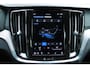 Volvo V60 T6 Plug-in hybrid AWD Plus Bright | Elektrische voorstoelen met geheugenfunctie | Stoel-/ stuurwielverwarming | Verwarmbare achterbank | Elektrisch bedienbare achterklep | Lederen bekleding | Apple CarPlay, Android Auto | Adaptive Cruise Control | Park Assist voor + achter incl. camera