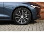 Volvo V60 T6 Plug-in hybrid AWD Plus Bright | Elektrische voorstoelen met geheugenfunctie | Stoel-/ stuurwielverwarming | Verwarmbare achterbank | Elektrisch bedienbare achterklep | Lederen bekleding | Apple CarPlay, Android Auto | Adaptive Cruise Control | Park Assist voor + achter incl. camera