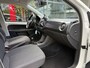 Volkswagen Up! 1.0 *!* R-LINE *!* ECC/ CRUISE/ 17 INCH/ CAMERA/ STOELVERWARMING *!*